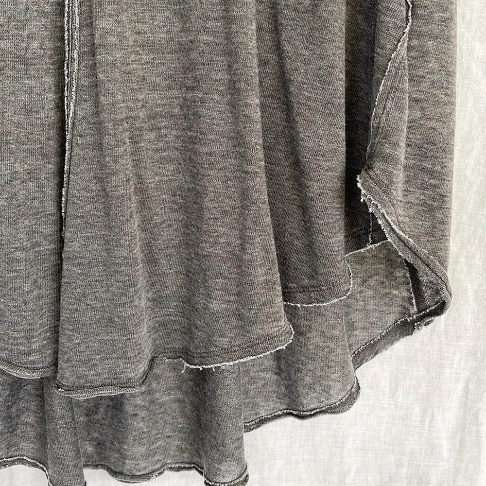 NWT Free People Gray V-Neck Women Top - Picture 7 of 11